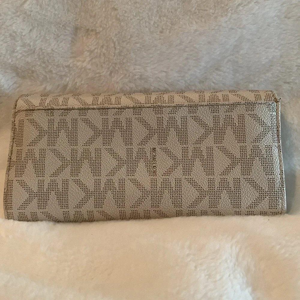 Wallet - Picture 4 of 5